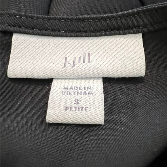 J.Jill Blouse Size Small Petite in Black Diagonal Hem Three-Quarter Sleeve - Picture 3 of 6